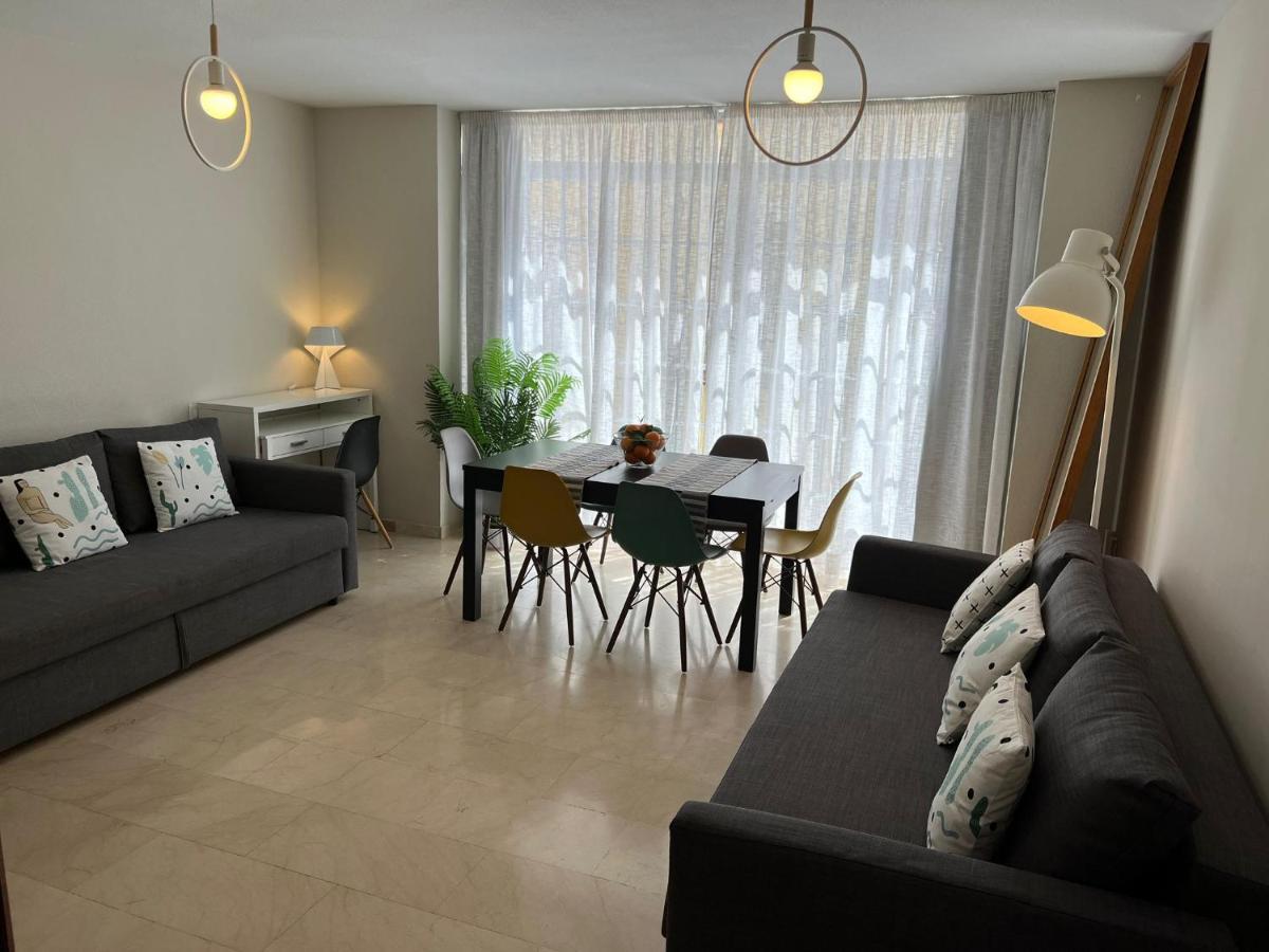 Gran Apartamento Familiar, Amigos O Trabajo Malaga Exterior photo